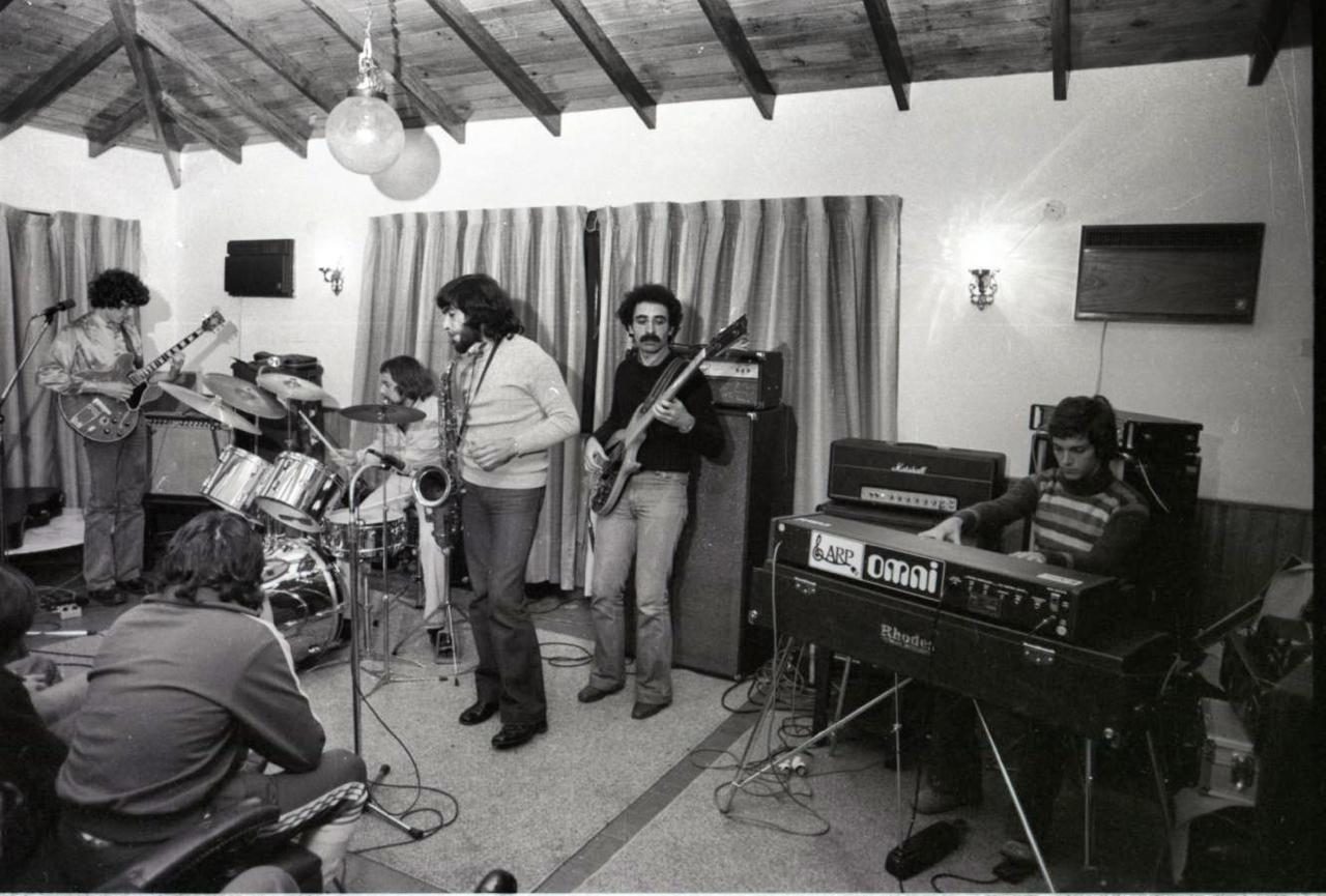Luis Alberto Spinetta’s band playing for Argentina’s national football team at its training camp in José C. Paz, 25 May 1978. From left: Spinetta on guitar, Luis Ceravolo at the drums, Bernardo Baraj on saxophone, Ricardo Sanz on bass and Eduardo Zvetelman on keyboards.